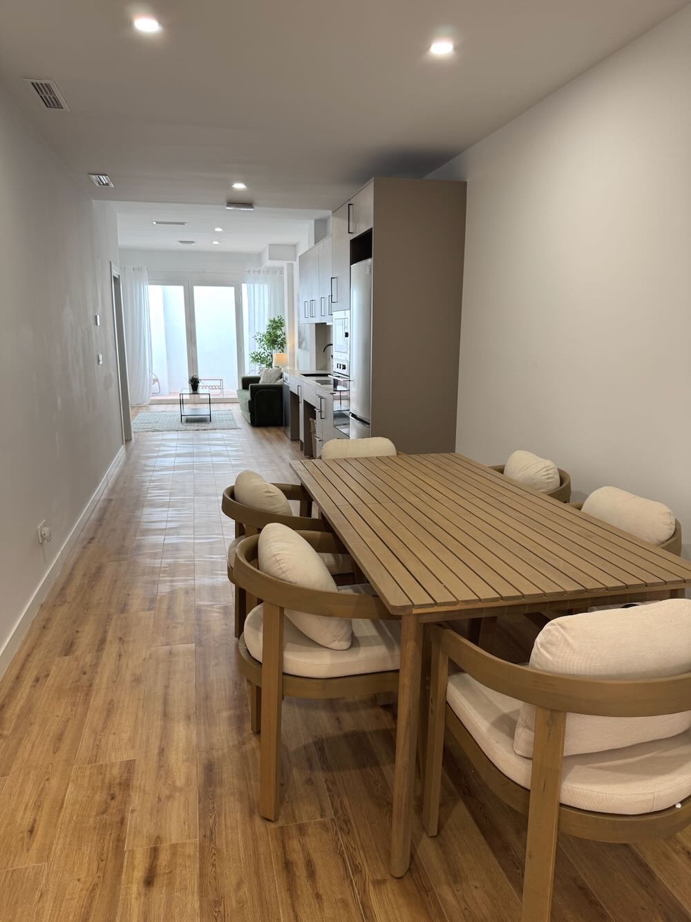 Property 2528 - Image 26